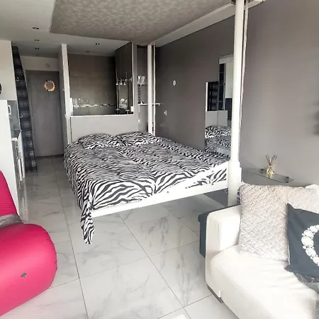 Odyssee Charnelle Heliopolis Cap D'agde *